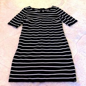 Banana Republic dress. Petite 6. Like new!